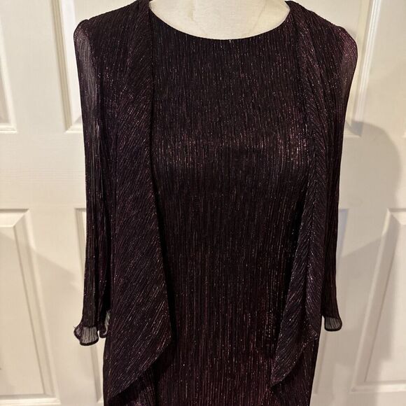 Womens Sz 6 Burgundy Metallic Sheath Dress Draped Overlay Party Elegant Evening - Picture 3 of 16